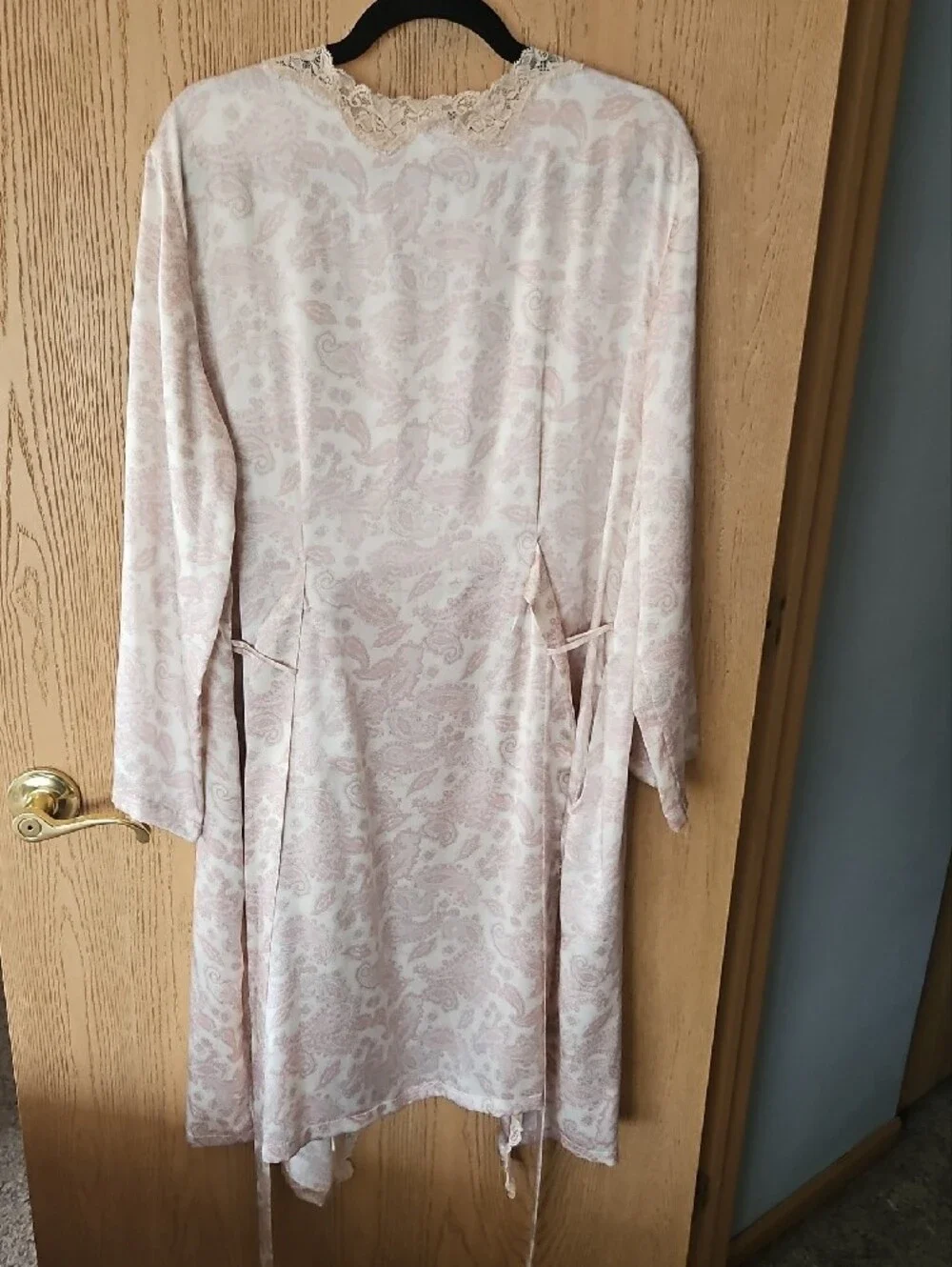 Winter Silks this item